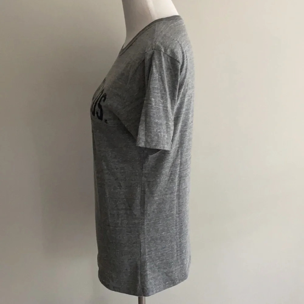 •Blue 84• Warner Bros. Studios Tee, Like New - Picture 5 of 10